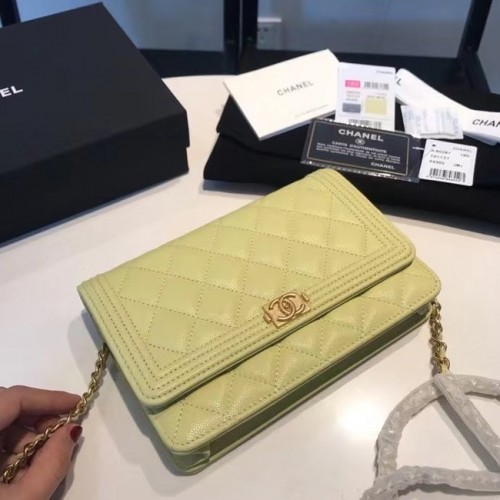 BOY CHANEL Eredeti Láncos Pénztárca A80287 Citrom