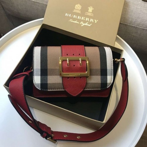 BURBERRY Hampshire vintage kockás bőr crossbody táska 24581 piros