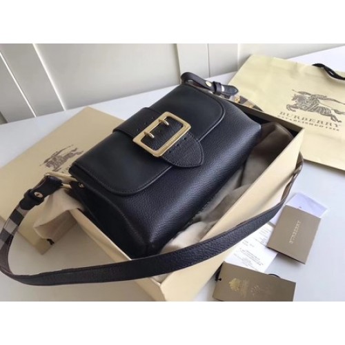 BURBERRY Hampshire vintage kockás bőr crossbody táska 6101 fekete