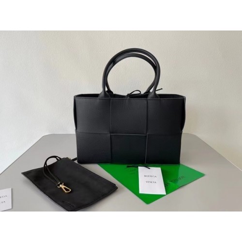 Bottega Veneta ARCO TÁSKA 652867 fekete