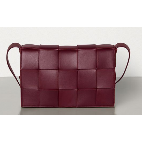 Bottega Veneta KAZETTÁS TÁSKA 578004 BORDEAUX