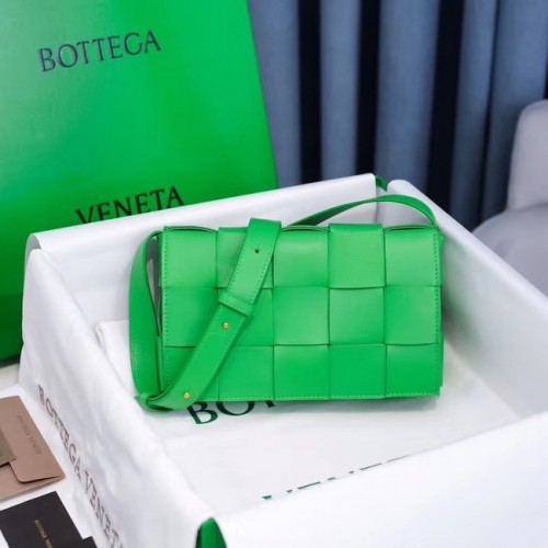 Bottega Veneta KAZETTÁS TÁSKA 578004 zöld
