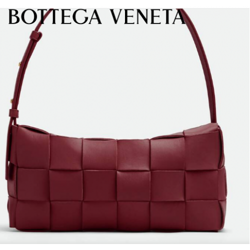 Bottega Veneta tégla kazetta 709360 Bordeaux