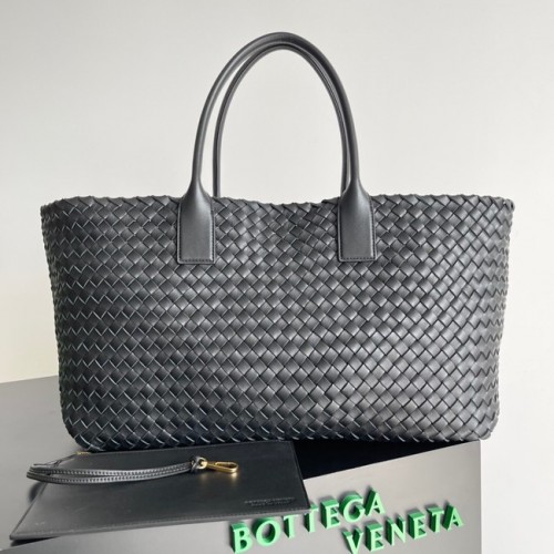 Bottega Veneta nagyméretű Intreccio bőr táska 608811 fekete