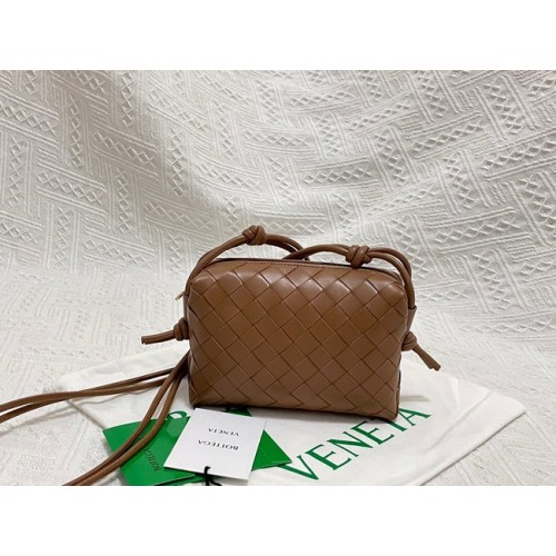 Bottega Veneta Mini intrecciato bőr kereszttáska 680254 barna