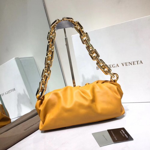 Bottega Veneta Nappa báránybőr puha válltáska 620230 sárga