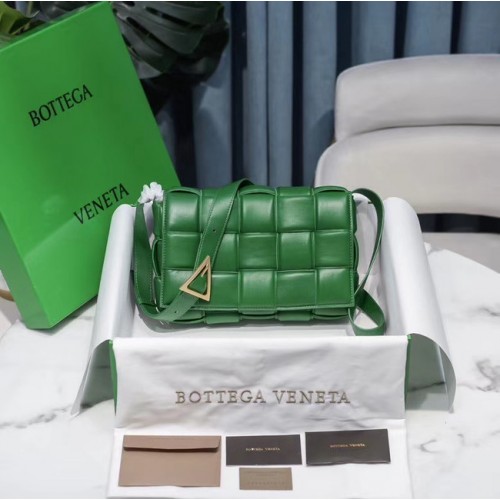 Bottega Veneta PÉNZELT KAZETTATÁSKA 591970 zöld