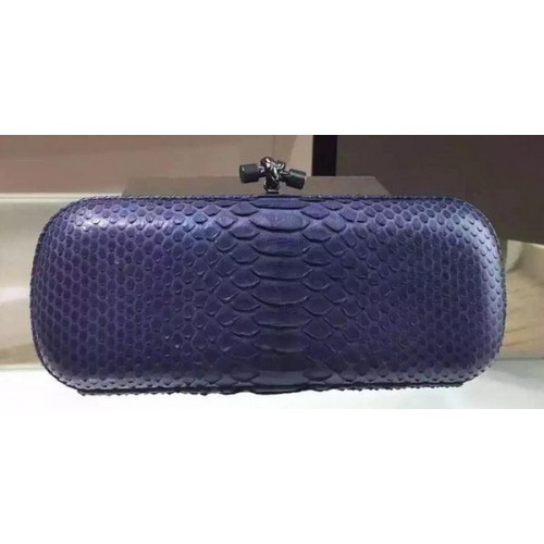 Bottega Veneta kígyóbőr csomós kézitáska 8651K