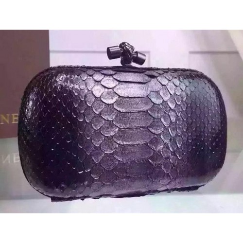 Bottega Veneta kígyóbőr csomós kuplung BV8653 ezüst
