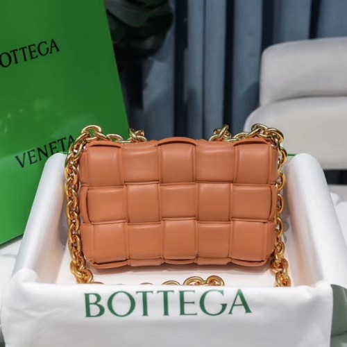 Bottega Veneta LÁNCKAZETTÁS GYORSÍTOTT SZÁLLÍTÁSÚ 631421 BRU