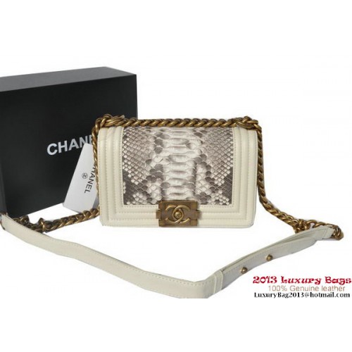 Fiú Chanel Flip Válltáska Python Bőr A66094 Törtfehér