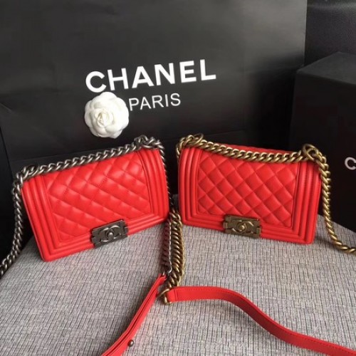 Fiú Chanel Flap Válltáska Báránybőr A67085 Piros