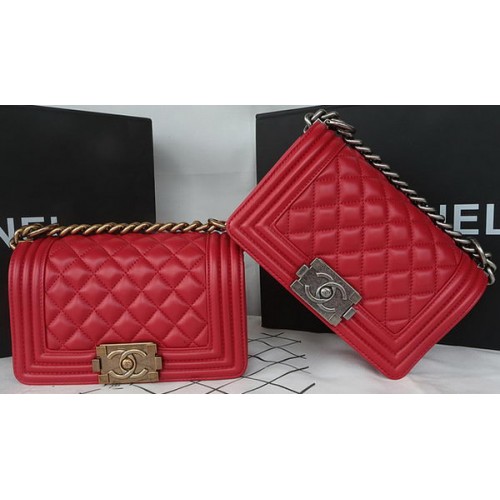 Fiú Chanel mini Flip Táska Eredeti Báránybőr A67085 Sötétpiros