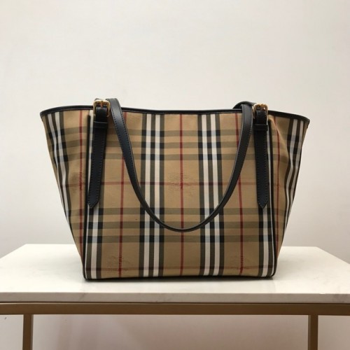 BurBerry válltáska 23691 fekete