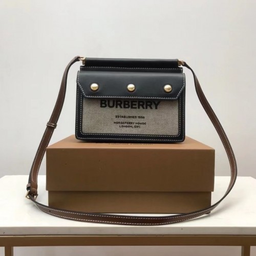 BurBerry válltáska 80146 fekete-barna