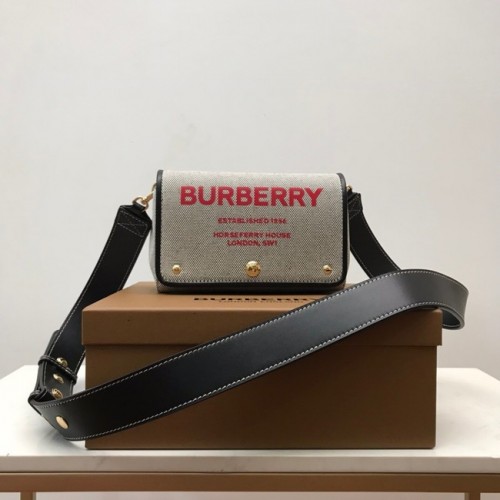 BurBerry válltáska 80266 fekete-piros