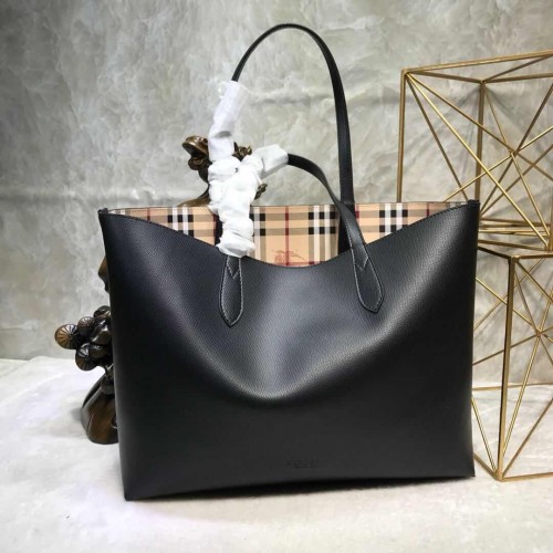 BurBerry Tote bevásárlótáskák BU55778 fekete