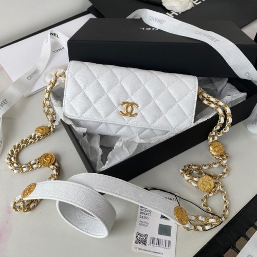 CHANEL LÁNCOS KUPLUNGTÓ AP2860 fehér