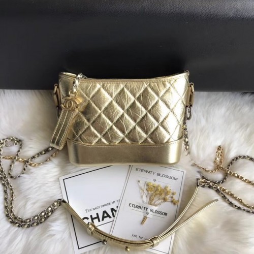 CHANEL GABRIELLE Eredeti Kis Hobo Táska A91810 Arany