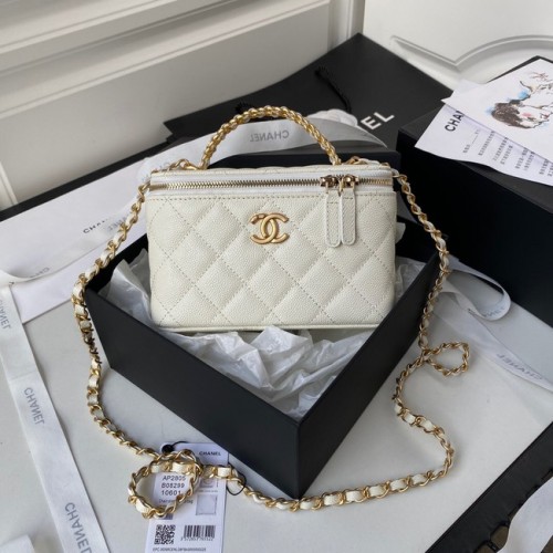 CHANEL Arany Tónusú Fém Kézitáska AP2805 FEHÉR