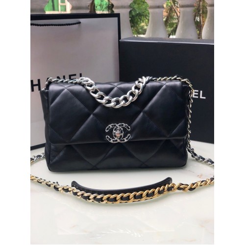 CHANEL Báránybőr 19 Flap Táska AS1161 fekete