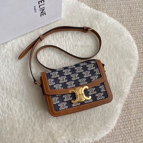 Celine TRIOMPHE VÁLLTÁSKA TRIOMPHE VÁSZONBŐR ÉS BORJÚBŐR KÉNT 194145