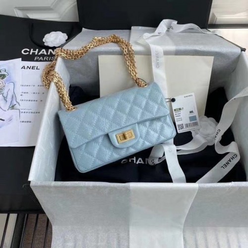Chanel 2.55 borjúbőr kézitáska A37586 égkék