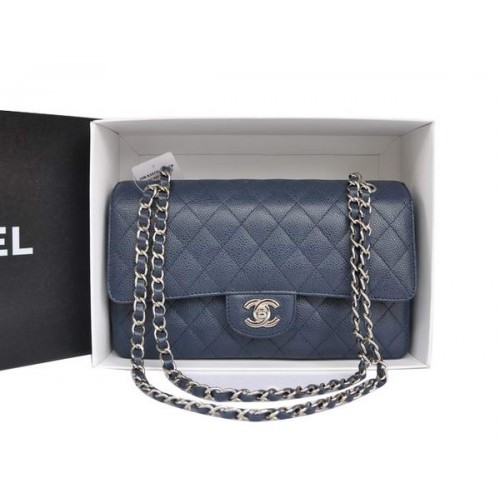 Chanel A1112 2.55 sorozatú, eredeti Cannage bőrből készült, kék színű, fedeles táska