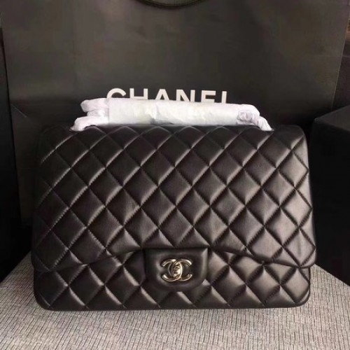 Chanel Maxi Steppelt Klasszikus Zsebtáska Fekete Báránybőr A58601 Ezüst