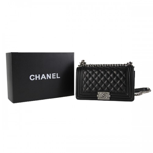 Chanel Boy 2014 Flip Válltáska Eredeti Báránybőrből A67086 Fekete