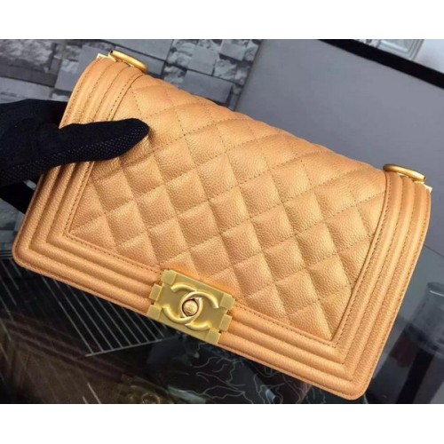 Chanel Fiú Fülű Válltáska Arany Eredeti Borjúbőr A8708 Arany
