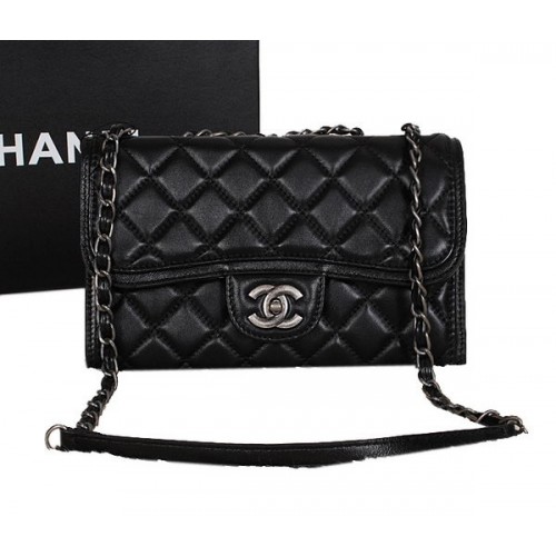 Chanel Klasszikus Zsebtáska Báránybőr Bőr A66331 Fekete