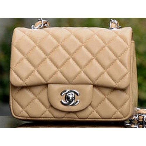 Chanel Klasszikus MINI Zsebtáska Barackszínű Báránybőr A37585 Ezüst