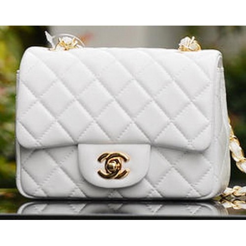 Chanel Klasszikus MINI Zsebtáska Fehér Báránybőr A37585 Arany