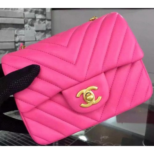 Chanel Klasszikus Mini Zsebtáska Chevron Báránybőr Bőr A68748 Rózsaszín