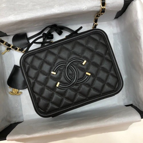 Chanel kozmetikai táska A93343 fekete