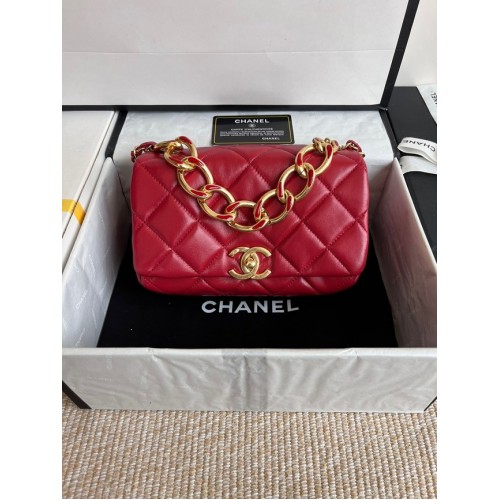 Chanel FLAP TÁSKA báránybőrből, aranyszínű fémből, AS3366, piros