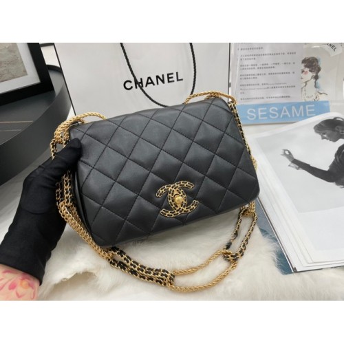 Chanel Flap báránybőr válltáska AS2975 fekete