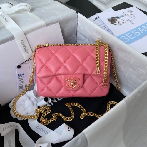 Chanel Flap báránybőr mini válltáska AS3113 rózsaszín