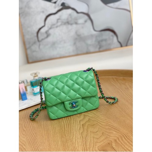 Chanel Flap Mirage báránybőr válltáska AS1115 zöld