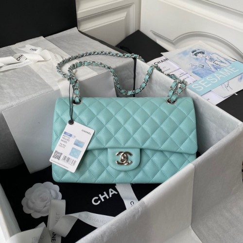 Chanel Flap Válltáska Szemcsés Borjúbőr A01112 Ezüst Tónusú Metál Égkék