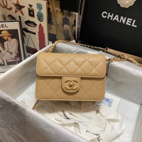Chanel Flap Válltáska Szemcsés Borjúbőr AS3002 Barackszínű