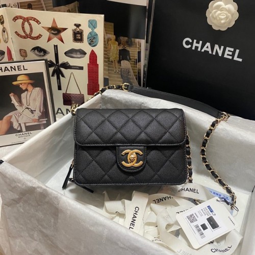 Chanel Flap Válltáska Szemcsés Borjúbőr AS3002 fekete