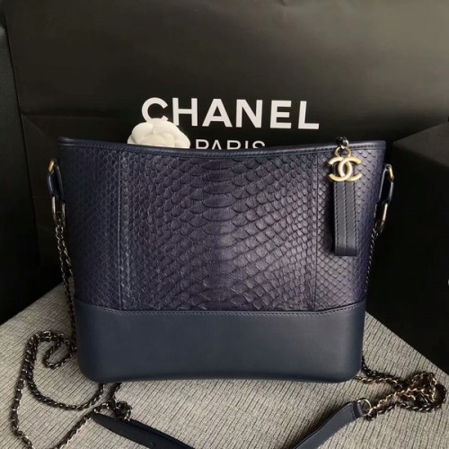 Chanel Gabrielle válltáska eredeti Python bőr A93842 kék