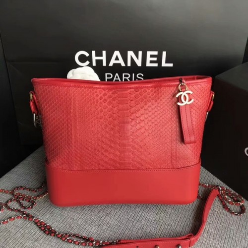 Chanel Gabrielle válltáska eredeti Python bőr A93842 piros
