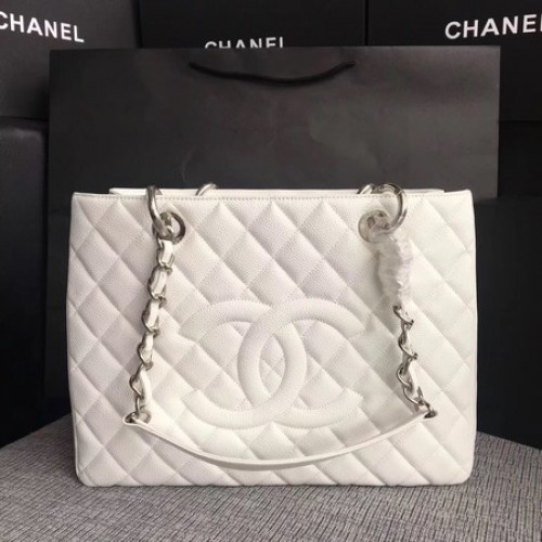 Chanel LE Boy Grand Bevásárlótáska GST Fehér Cannage Mintás A50995 Ezüst