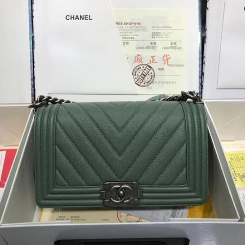 Chanel Leboy eredeti kaviár bőr válltáska V67086 zöld ezüst lánc