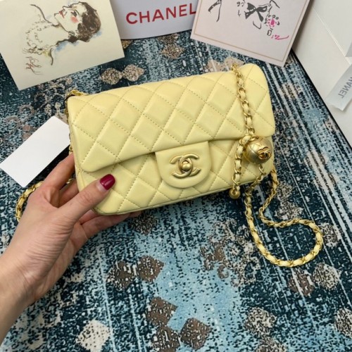 Chanel MINI Flip Bag Eredeti Báránybőr Bőr 1116 világos sárga