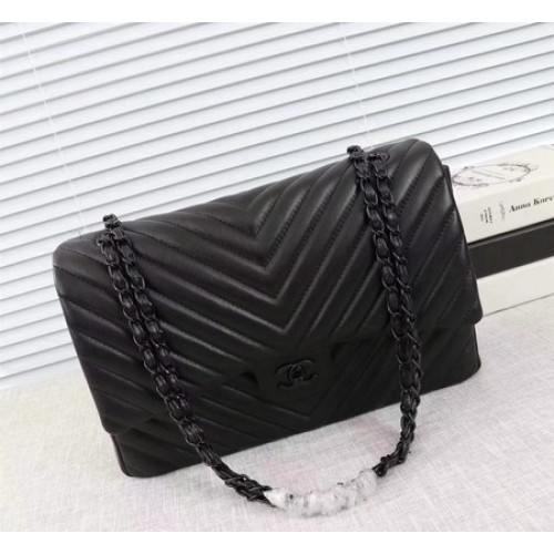 Chanel Maxi Klasszikus Zsebtáska Chevron Báránybőr Bőr A58601 Fekete