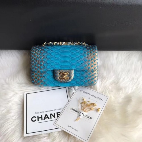 Chanel Mini Flap Bag Python Arany-Tone Metal A69900 kék&arany